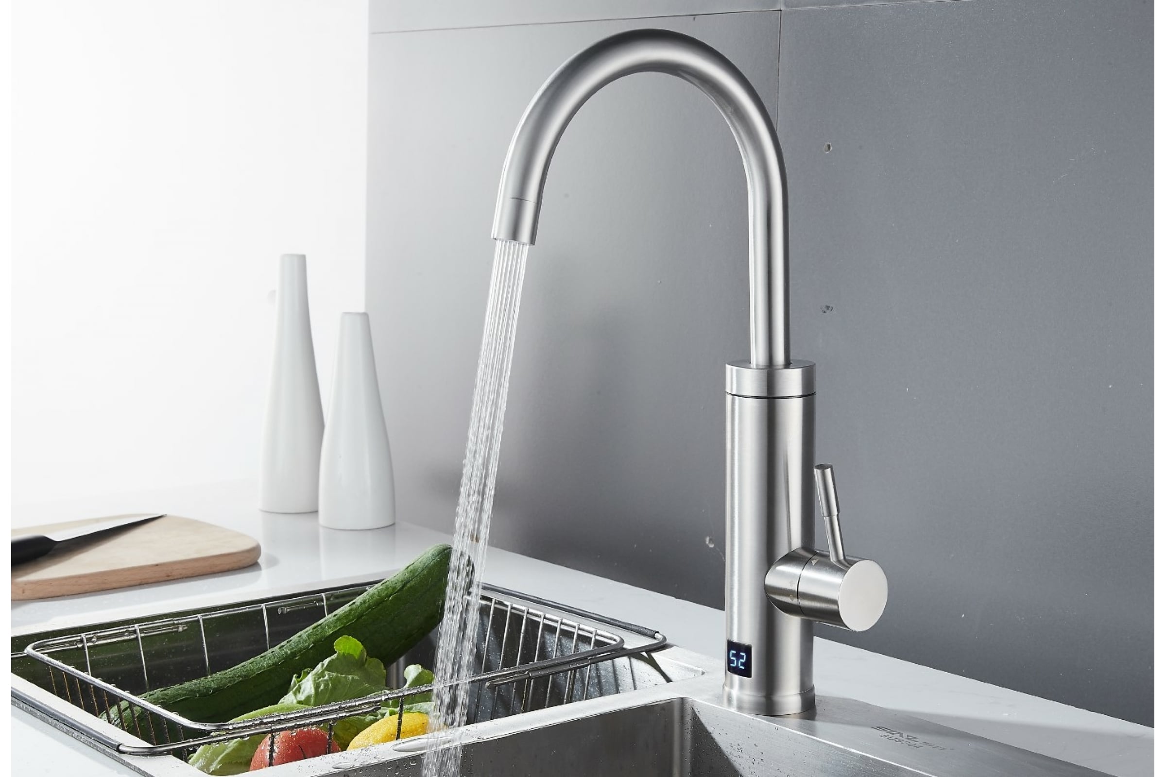  1144WH TSARSBERG Водонагреватель проточный электрический