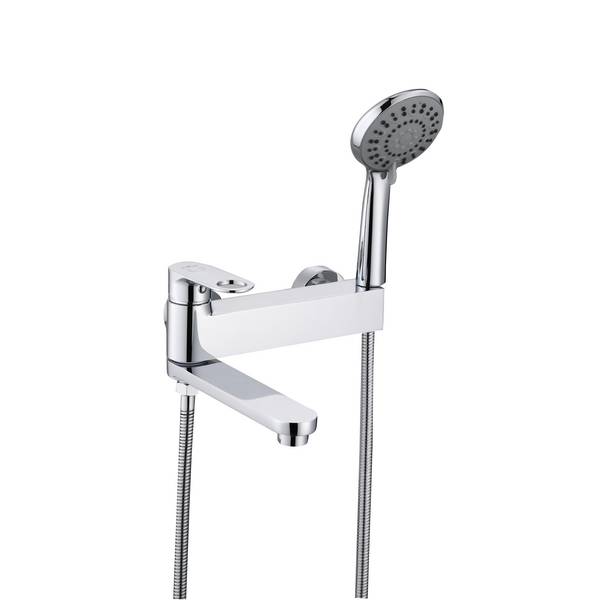 043532 Смеситель для ванны кор. нос перекл. "излив" (10/1)