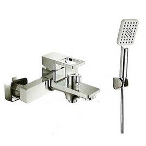 353531 Смеситель для ванны (10/1)